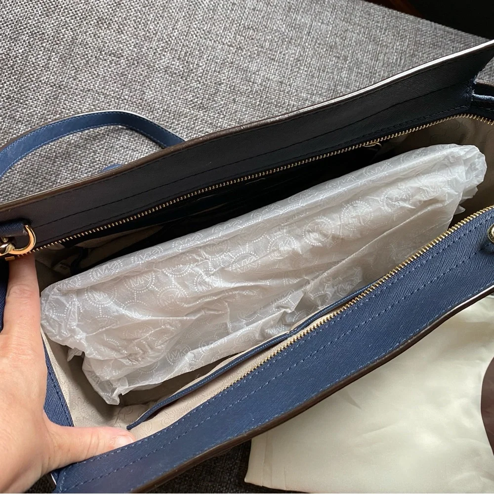 Michael Kors Selma Saffiano Leather Satchel Blue Bag Large Tote Bag & Dust Bag